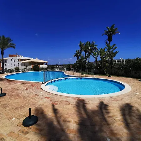 T1 Ocean View Close To Da Oura * Албуфейра